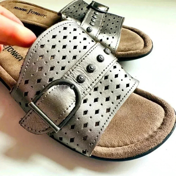 Minnetonka Metallic Leather Concho Slide Sandals - Picture 3 of 3